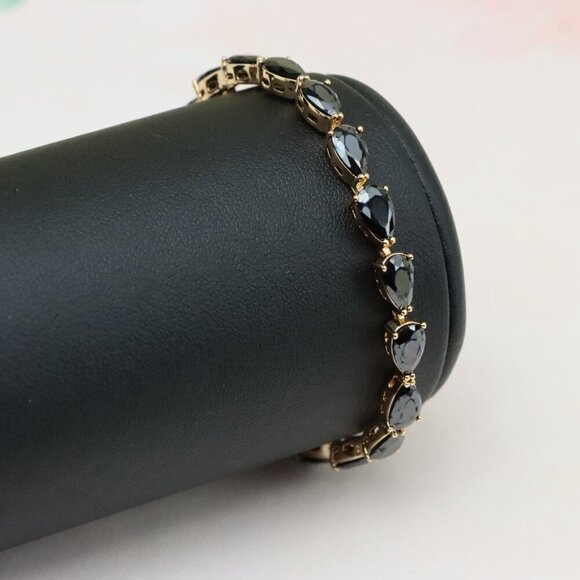 "Rose Gold Bracelet with Black Teardrop Stones – Bold & Elegant, XPBL0814 - Picture 10 of 12